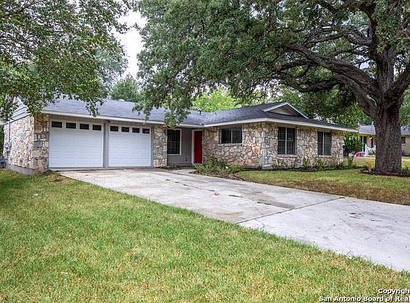 3rd image of 11203 Cedar Elm Dr