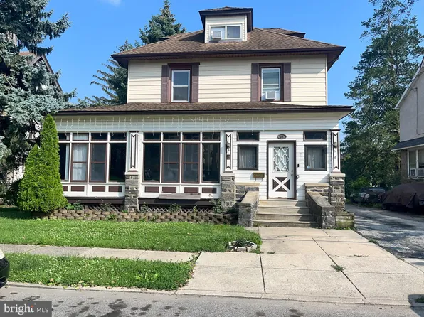 33 S Madison Ave, Upper Darby, PA 19082