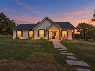 2155 County Road 197, Jonesboro, TX 76538