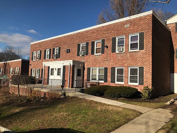 2nd image of 120 N Broadway APT 4A
