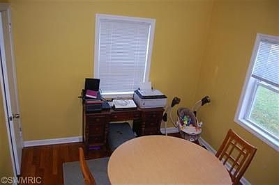3rd image of 2023 Saint Charles Ave SW