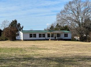 932 Chaneys Store Rd, Ringgold, VA 24586