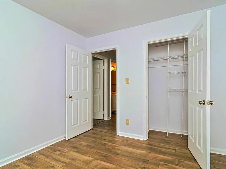 4609 Marlwood Way — Photo 10
