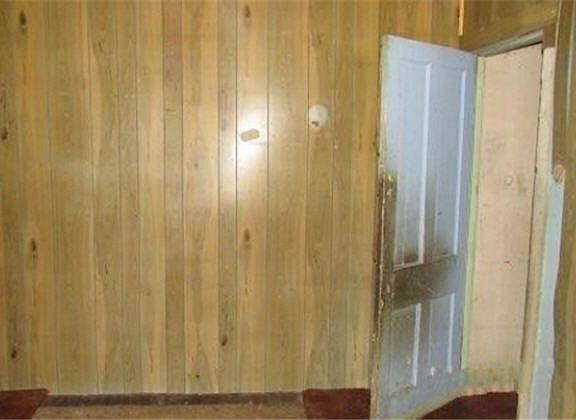 5th image of 120 Comet Ave