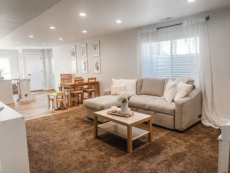 1174 Reese Dr #2 — Photo 9