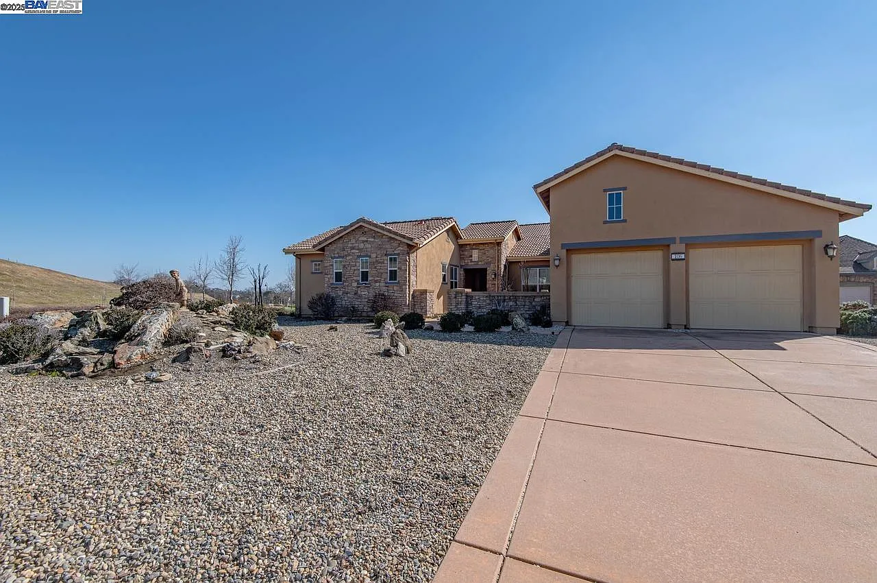 106 Glen View Ct photo 1