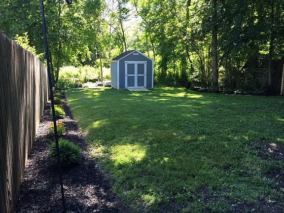 Penhurst - Backyard/Shed