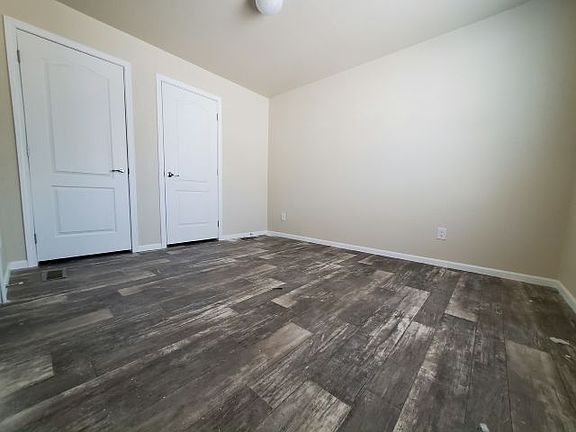 4th image of 2038 Palm St Space 240