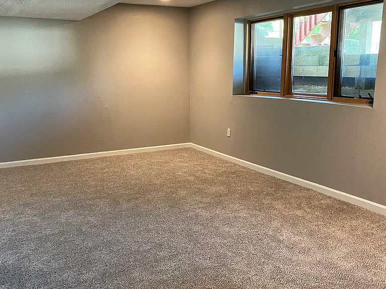 4208 SW Elm Ct — Photo 18