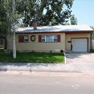 1260 SW Bonneville Dr, Idaho Falls, ID, 83404