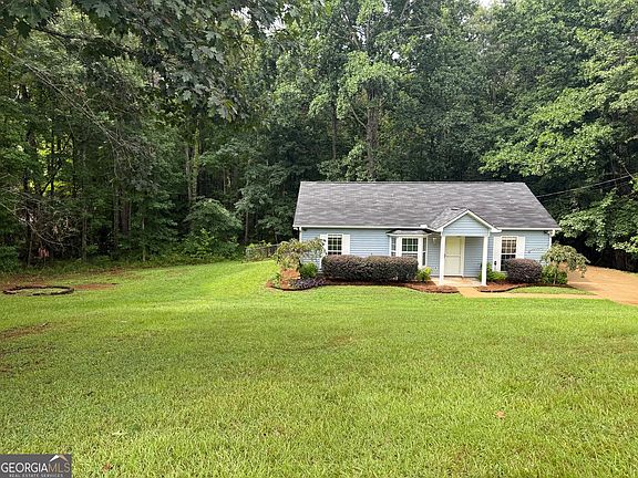 2nd image of 449 Hampton Green Dr