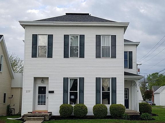 2nd image of 223 N Franklin St