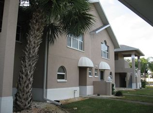 24 Cosmopolitan Dr UNIT 9, Lehigh Acres, FL 33936