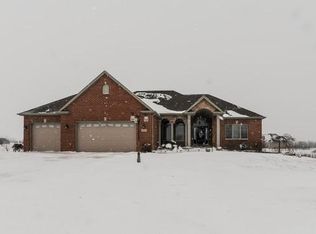 3555 W 150th Pl, Crown Point, IN 46307