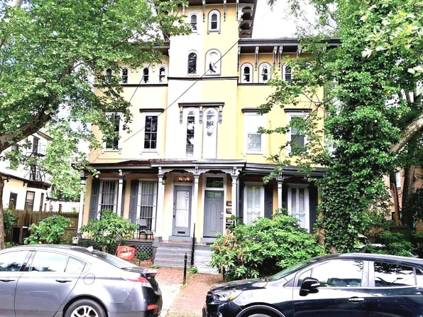 317 N 33rd St Floor 1, Philadelphia, PA 19104