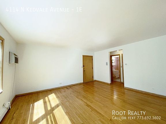 5th image of 4114 N Kedvale Ave #1EG