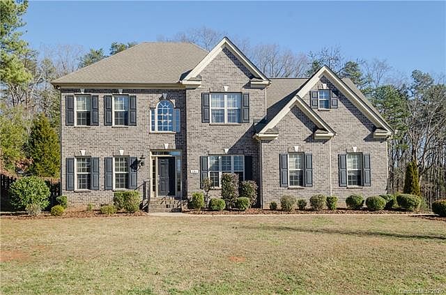 2nd image of 131 Winding Creek Dr