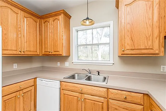 40052 Browns Oak Ln — Photo 7
