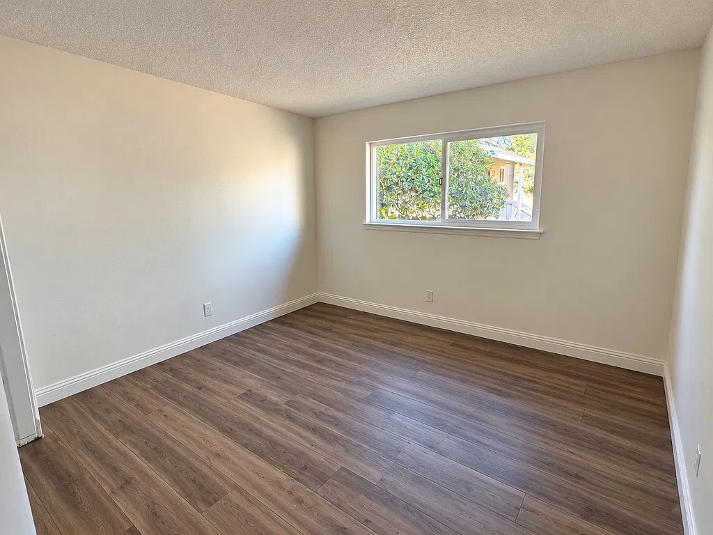 2 bed, 625 sqft, $1,100 — Photo 4