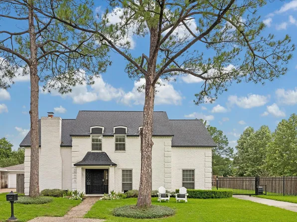 10935 Piping Rock Ln, Houston, TX 77042