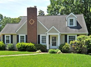 2604 Forest Dr, Winston Salem, NC 27104