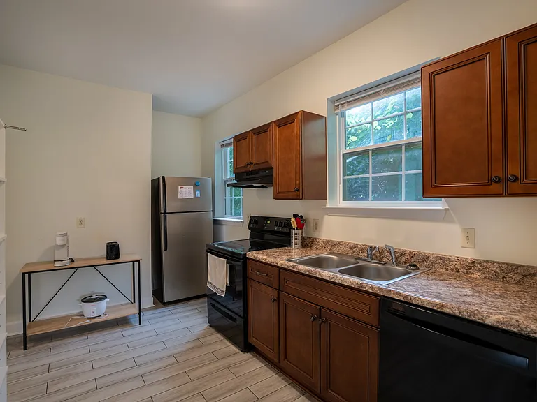 212 Cumberland Dr — Photo 6