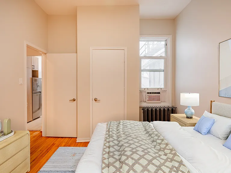 120 Wurtemburg St — Photo 25