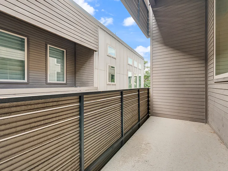 1811 Euclid Ave #2 — Photo 12