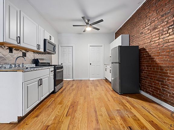 4th image of 505 De Kalb Ave #2R