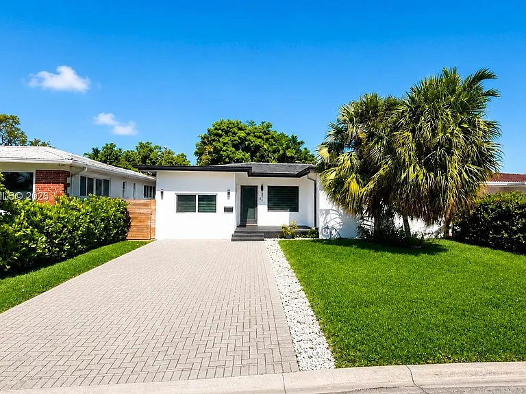 8819 Dickens Ave — Photo 1