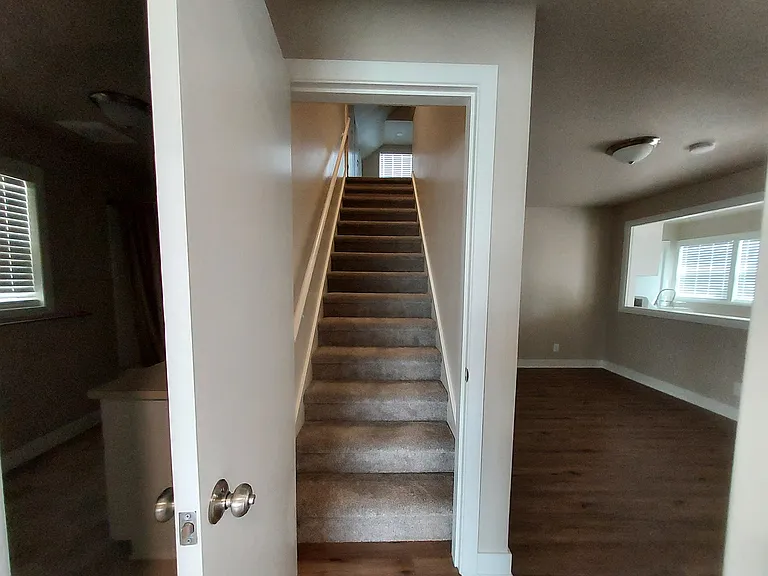 67th Ave NE — Photo 23