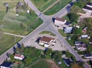 5911 F Rd, Bark River, MI 49807