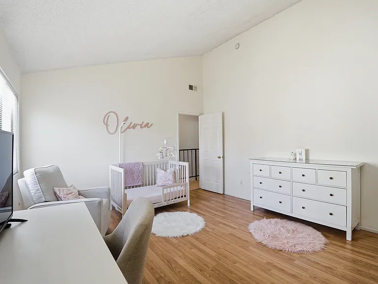 9960 Owensmouth Ave #21 — Photo 20