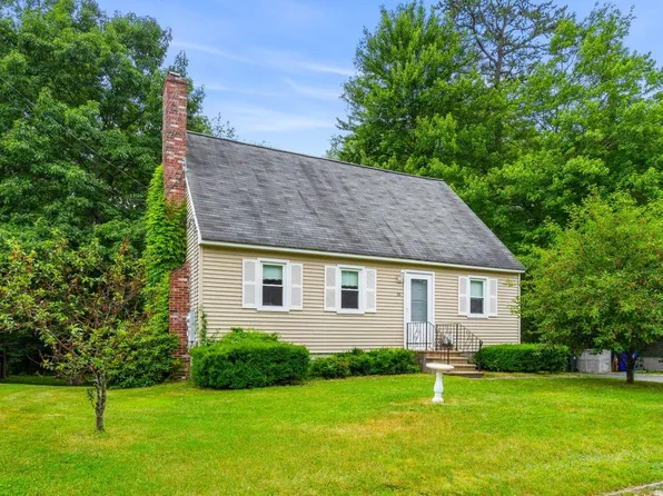 26 Benjamin Street, Manchester, NH 03109