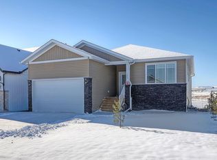 125 Westview Dr, Nanton, AB T0L1R0
