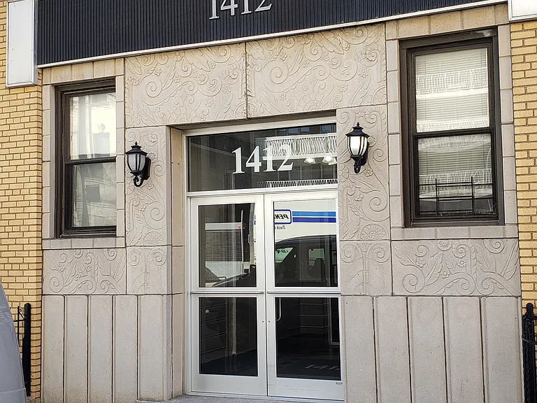 1412 Ocean Ave #4C — Photo 25