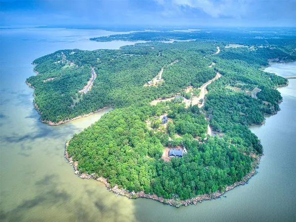 8 Patriot Pointe Flt, Eufaula, OK 74432