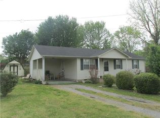 251 Old Snow Hill Rd, Dowelltown, TN 37059