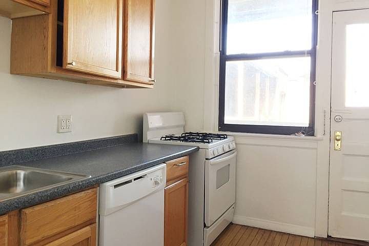 1st image of 5237-5245 S Kenwood Ave #6314105
