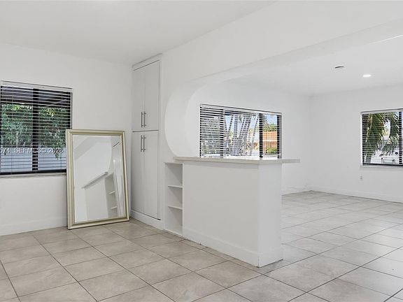 5th image of 1330 SW 74th Ct