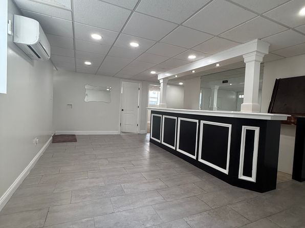 183 Sedgwick Ave FLOOR 1