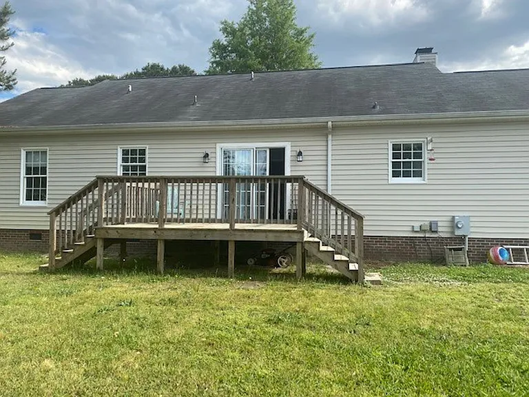105 Labonte Dr — Photo 20
