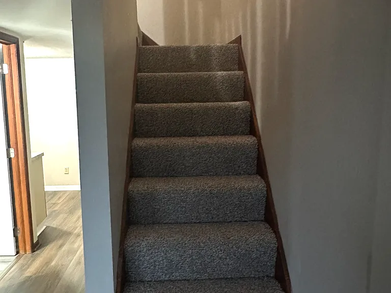 1174 Mount Pleasant St NW — Photo 3