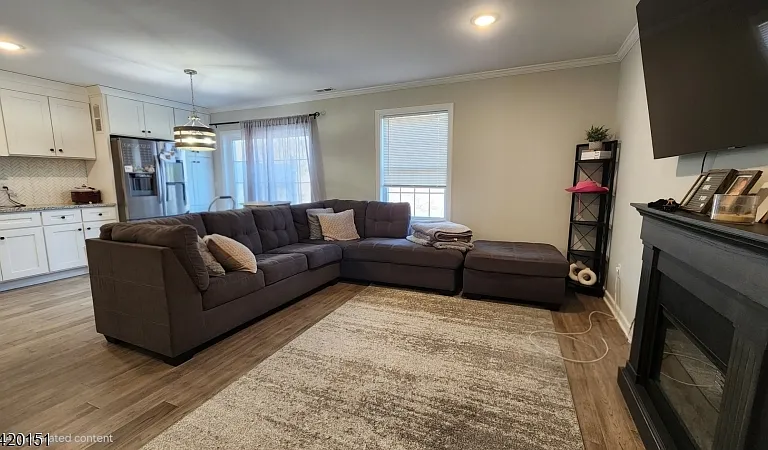 4 Joseph Dr — Photo 31