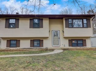 26660 W Catalpa Rd, Antioch, IL 60002