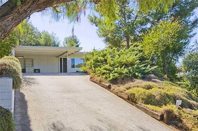 Front of the house & carport