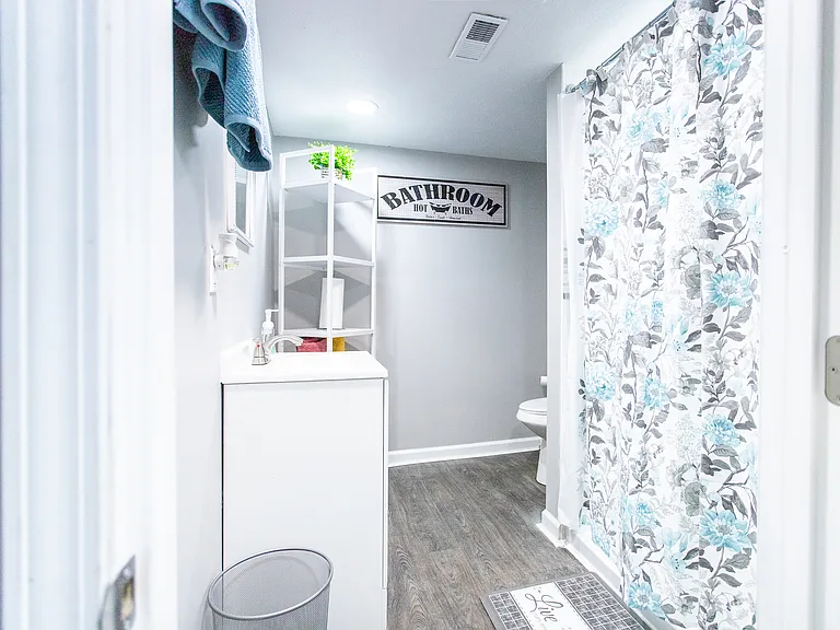 10605 Ashbury Ave — Photo 27