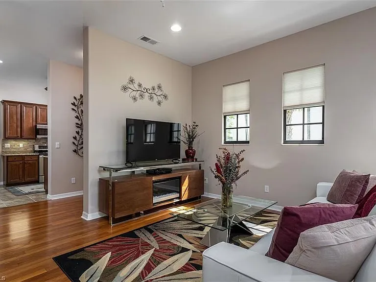 1325 Oceania Dr N #6 — Photo 7