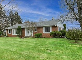 3465 Tuscarawas Rd, Beaver, PA 15009