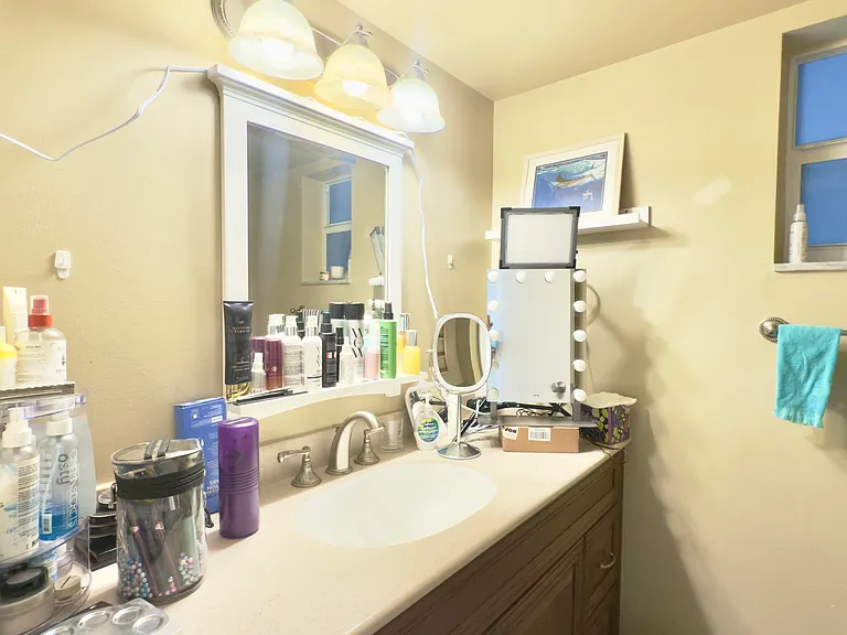 1200 SW 12th St #305 — Photo 25